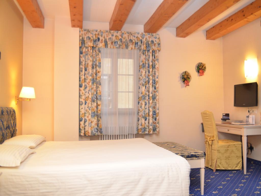 Hotel Dolomiti Moena Værelse billede