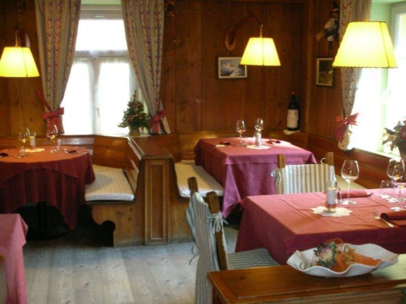 Hotel Dolomiti Moena Eksteriør billede