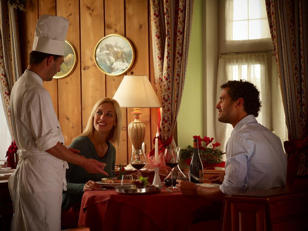 Hotel Dolomiti Moena Eksteriør billede