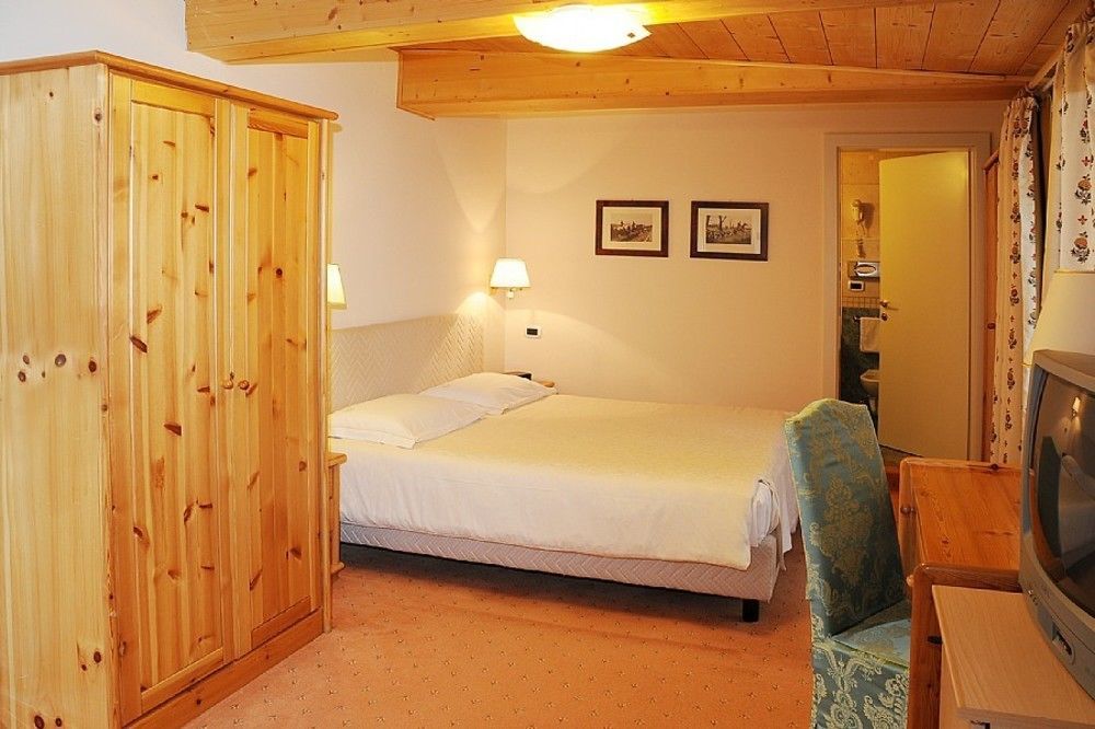 Hotel Dolomiti Moena Eksteriør billede