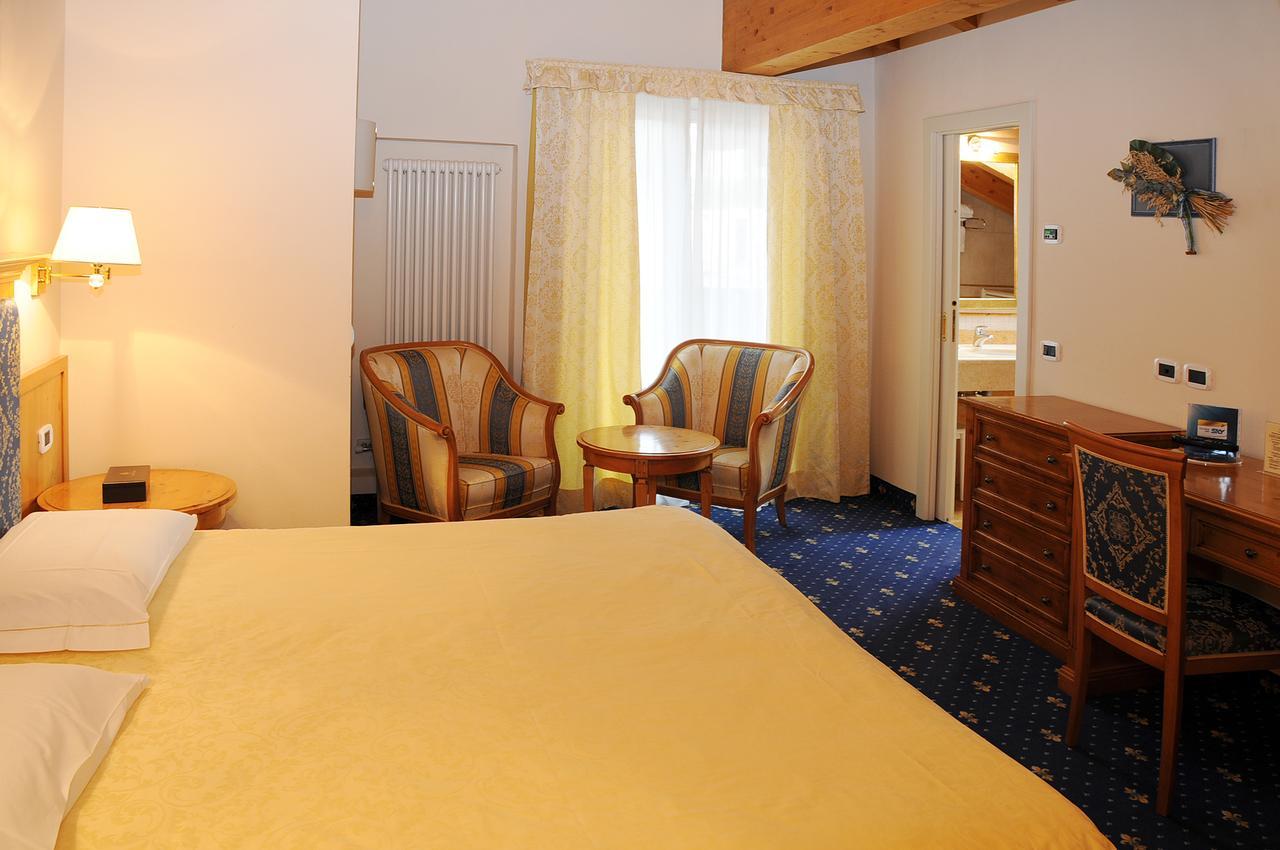Hotel Dolomiti Moena Eksteriør billede