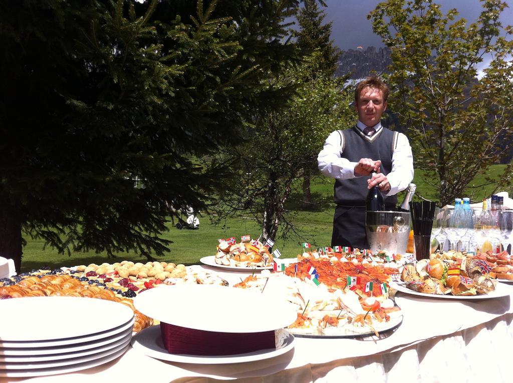 Hotel Dolomiti Moena Eksteriør billede