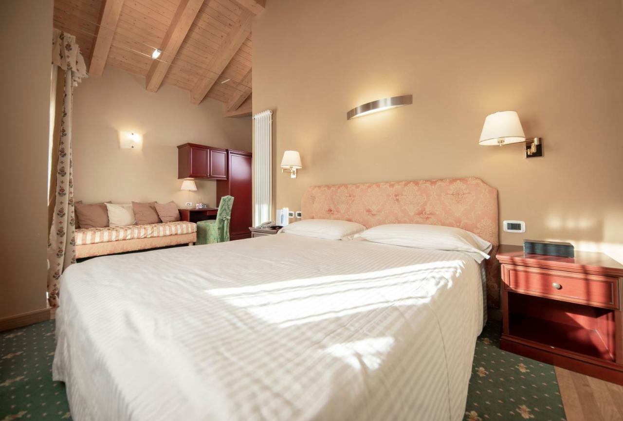 Hotel Dolomiti Moena Eksteriør billede